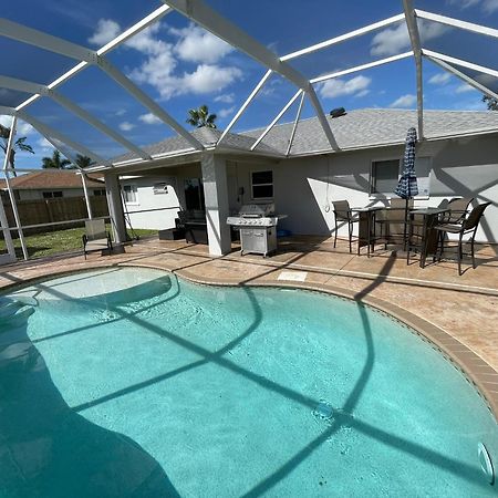 Beautiful Pool Home With Sleeping For 8 For Lovelypeople Cape Coral Exteriör bild