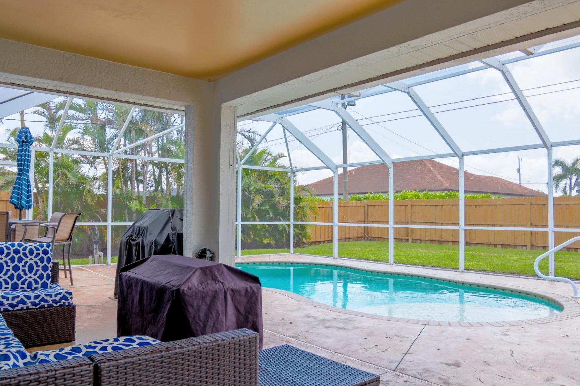 Beautiful Pool Home With Sleeping For 8 For Lovelypeople Cape Coral Exteriör bild