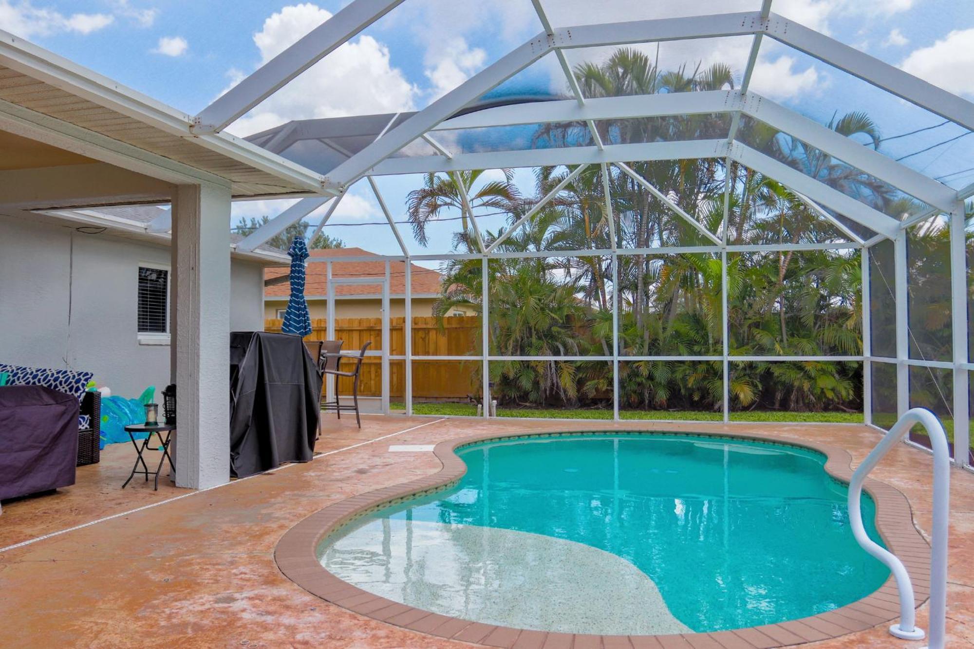 Beautiful Pool Home With Sleeping For 8 For Lovelypeople Cape Coral Exteriör bild