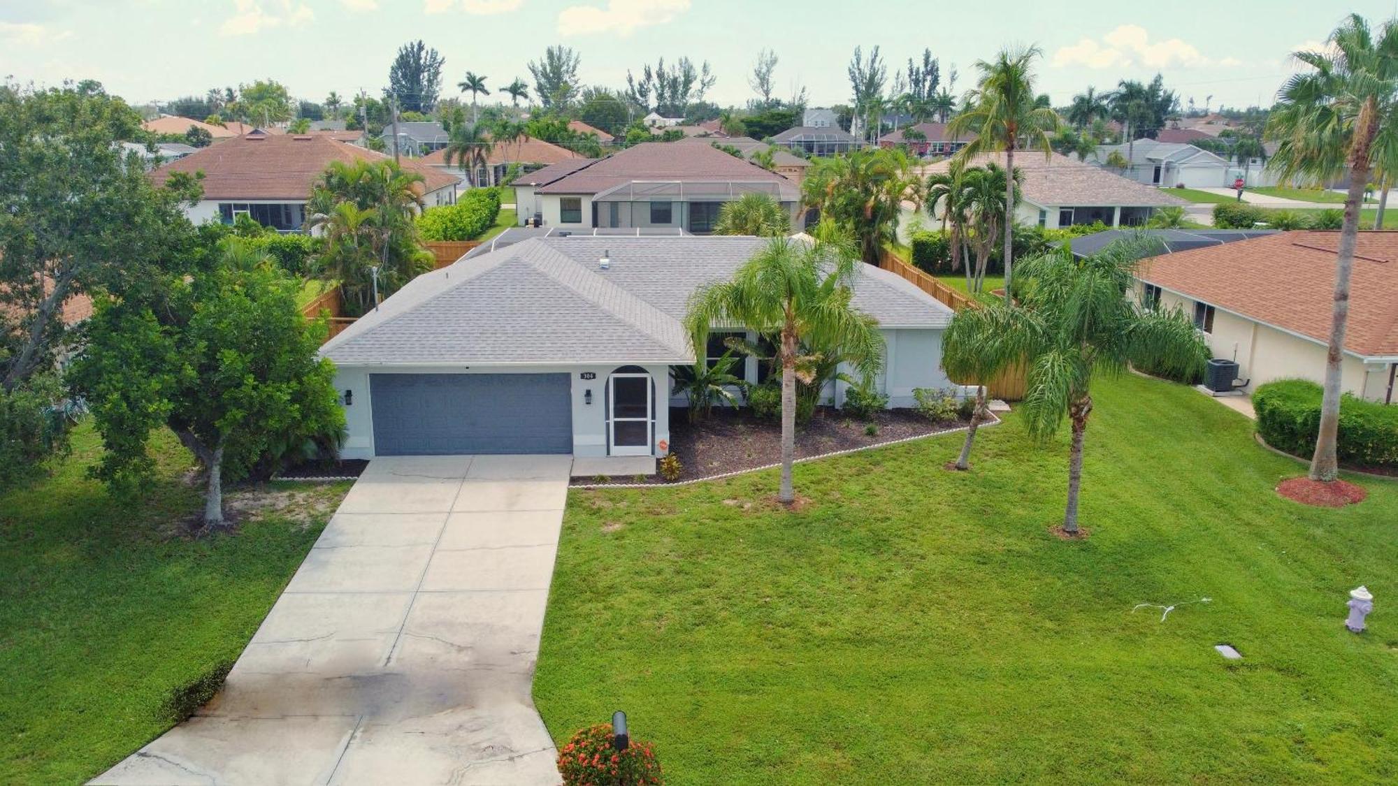 Beautiful Pool Home With Sleeping For 8 For Lovelypeople Cape Coral Exteriör bild